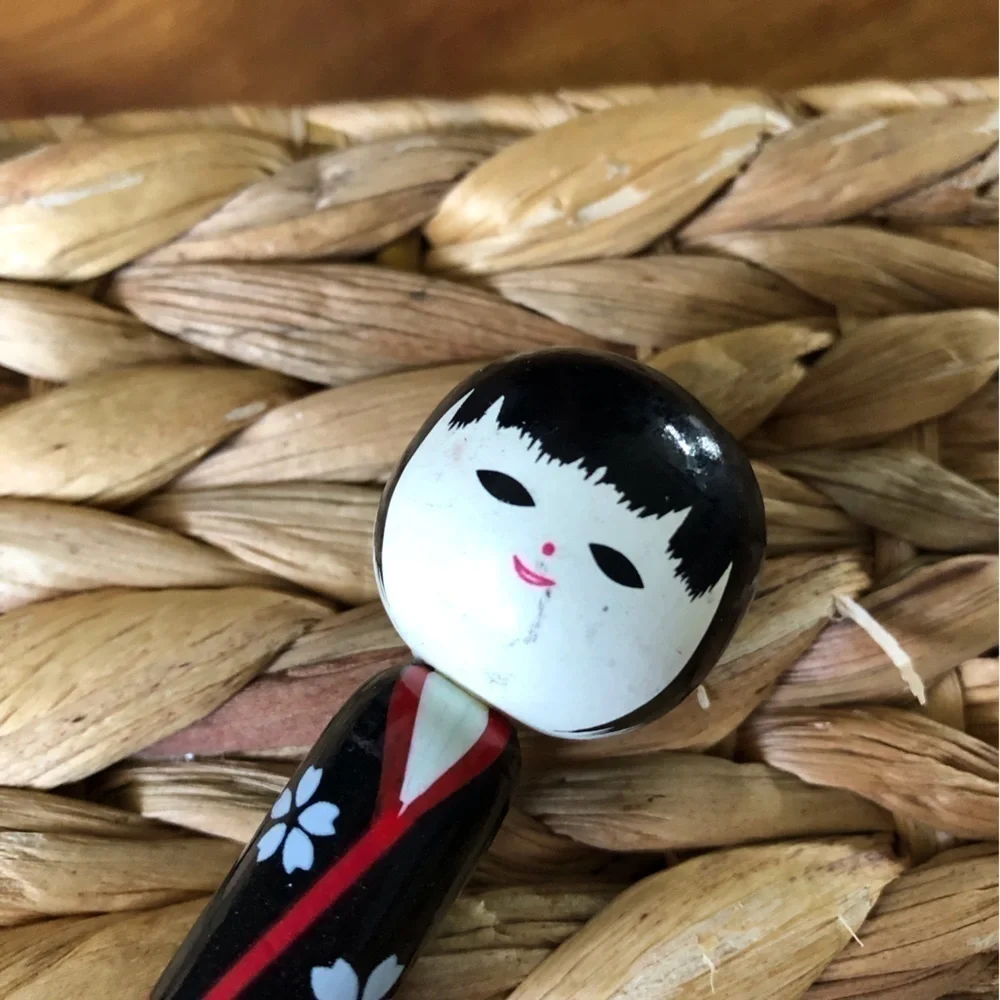 Handmade Asian style hand painted wood pen